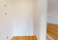 Am Kutschkermarkt | Exklusive 4-Zimmer-Altbauwohnung mit rund 14 m² großer Terrasse und Grünfläche