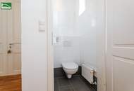 Das Hasner Palais – Sanierte 2-Zimmer Wohnung mit separater Wohnküche im 3. OG mit Lift! Ruhelage nahe U6 Thaliastraße und Brunnenmarkt!