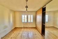 Wohnhaus mit Sanierungsbedarf in ruhiger Lage!