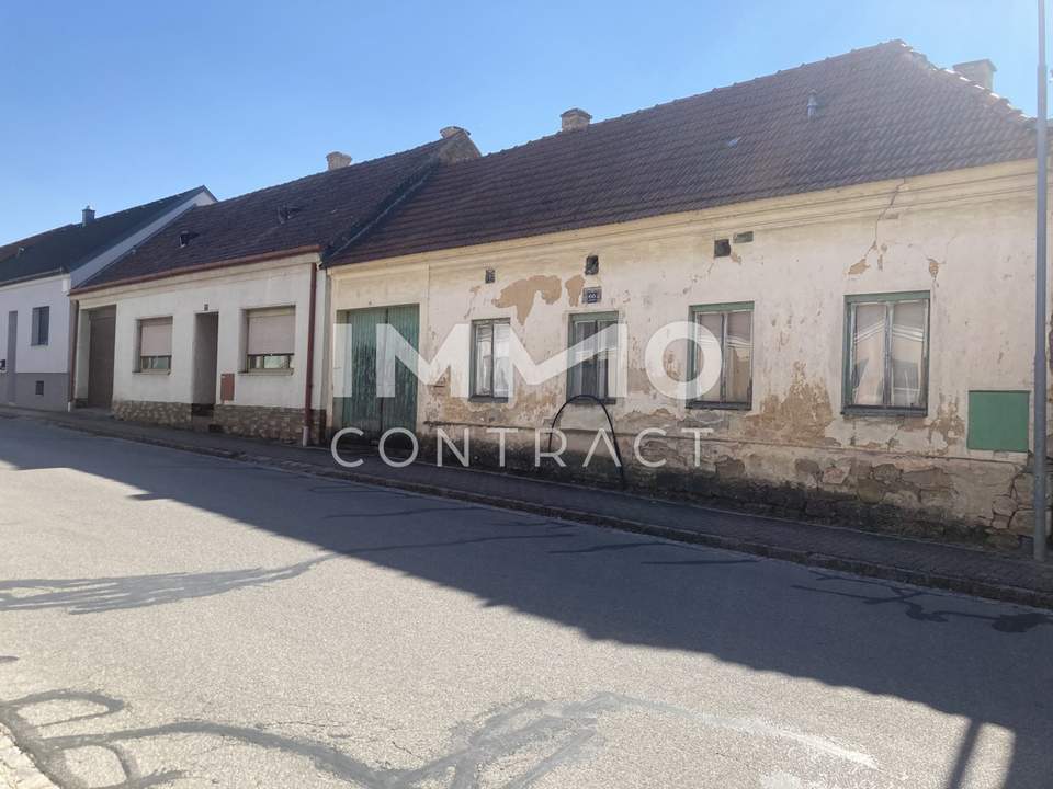 Großes Grundstück / 2.770m² mit einem Abrisshaus und einem Bauernhaus