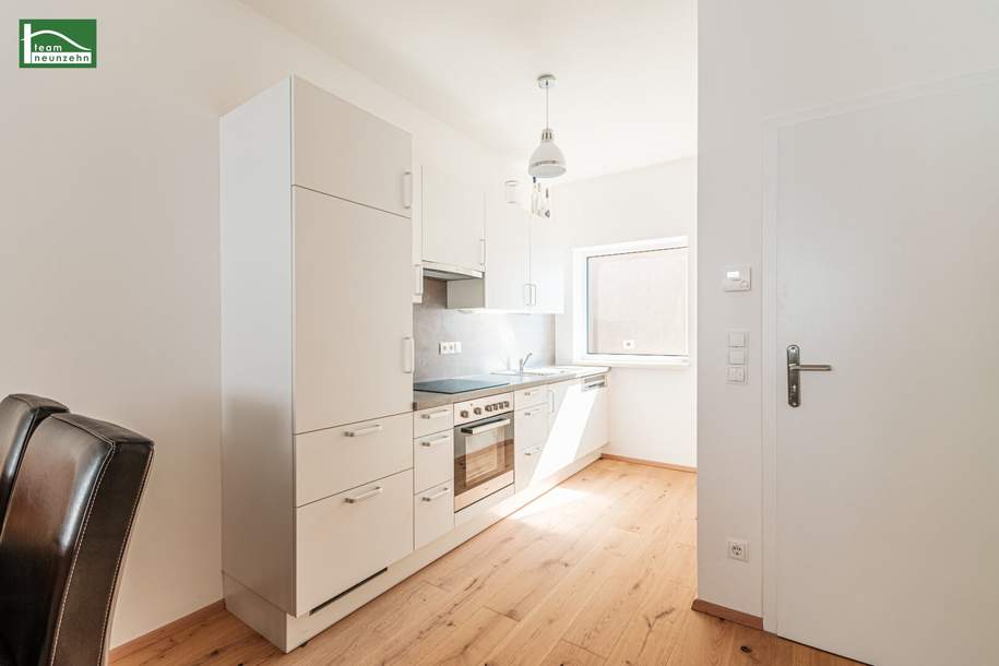 GEEIGNET FÜR EIGENBEDARF ODER ALS INVESTMENT MIT ca. 3,5% RENDITE! SEHR GUTER ZUSTAND! SANIERTE & MÖBLIERTE DACHGESCHOSS-WOHNUNG INKL. KÜCHE! SOFORT BEZIEH- ODER VERMIETBAR!, Wohnung-kauf, 211.100,€, 1100 Wien 10., Favoriten