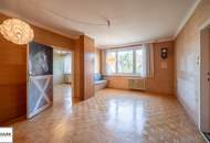 Bastiengasse 15: 3-Zimmer-DG-Wohnung mit separater Küche & gemütlicher, sonniger Terrasse