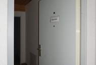 (RESERVIERT) 3-4% Rendite, Garten-Eckwohnung belagsfertig im EG & derzeit sehr effizient als Lager (8xEinheiten bis zu je €65.-) vermietet. Top18