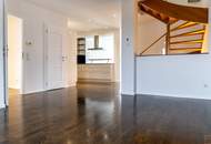 Zentral begehbare DG-Maisonette-Wohnung mit Freifläche auf Wohnebene und Dachterrasse