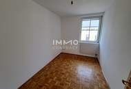 **Ab sofort** Sonnige 3-Zimmer Wohnung in der Volksfeststrasse 34 - Top 10