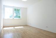 Top-moderne, hofseitig-ruhige Gartenwohnung in super Lage