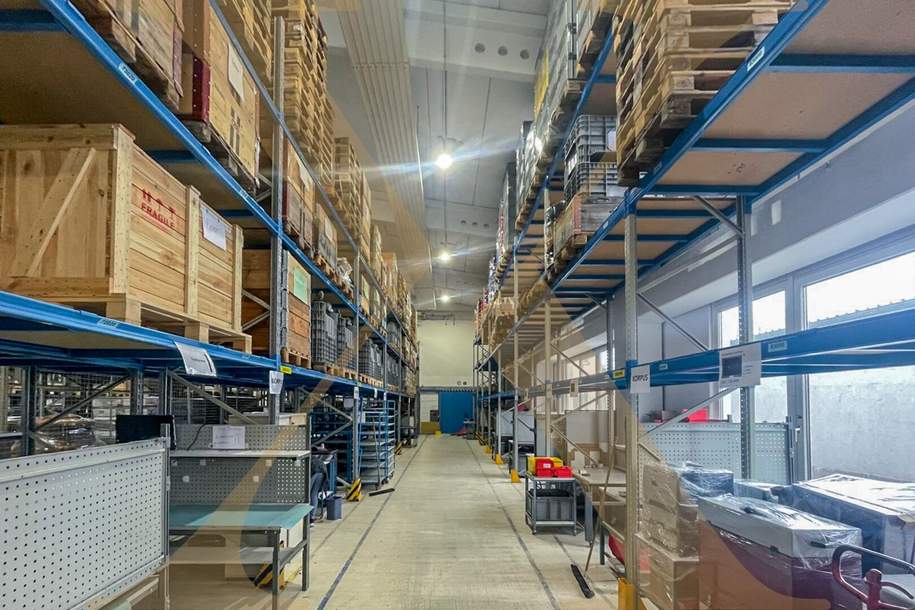 Großzügige Lager-/Produktionshalle mit sechs Sektionaltoren und Büro in Ansfelden zu vermieten! TEILBAR!, Gewerbeobjekt-miete, 16.985,72,€, 4053 Linz-Land