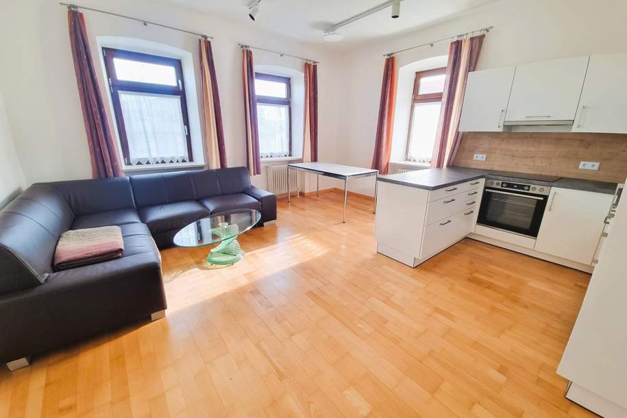 Großzügige 4-Zimmer-Wohnung im Zweiparteienhaus mit Garten und Carport, Wohnung-miete, 1.390,00,€, 5164 Salzburg-Umgebung