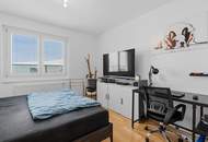 "Exklusive Wohnung mit 40 m² Terrasse, Pool, Sauna!"