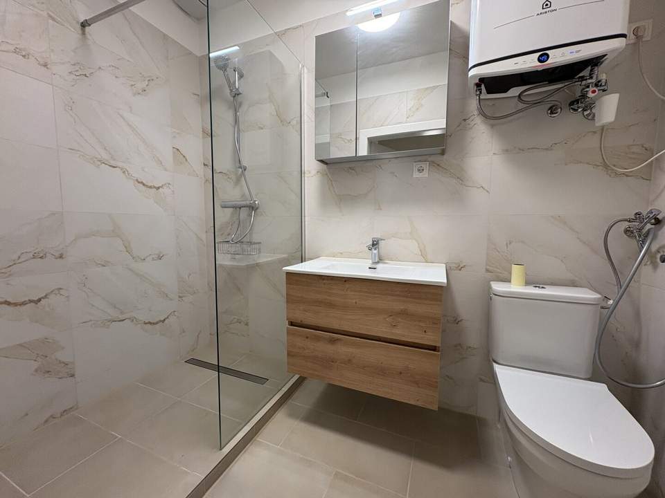 Frisch sanierte 2-Zimmer-Wohnung, möbliert, im 5. Bezirk – Nähe Matzleinsdorferplatz
