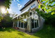 Zweifamilienhaus in schöner grüner Lage mit Swimming-Pool, Sauna.