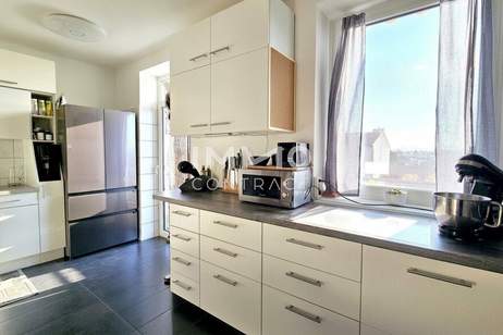 Lichtdurchflutete, große 3-Zimmer-Wohnung mit Balkon, Aussicht und Garage in attraktiver Lage, Wohnung-kauf, 255.000,€, 2700 Wiener Neustadt(Stadt)