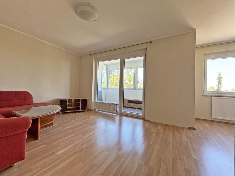 Großzügige 2-Zimmerwohnung mit Loggia