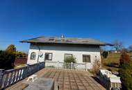 Gemütliches Zweifamilienhaus in ruhiger Hanglage – Ihr Rückzugsort mit Ausblick!