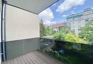 GRÜNBLICK - Balkonwohnung mit 3 Zimmer - Altbau reloaded mit Wärmepumpe und Freifläche