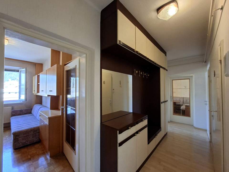 Eigentumswohnung in Kindberg, Balkon, Parkplatz, Zentrumsnähe