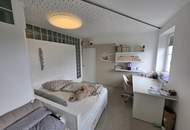 Ein Ort zum Glücklichsein - Charmantes Einfamilienhaus mit Pool, Sauna, Doppelgarage, Carport und sonnigem Garten