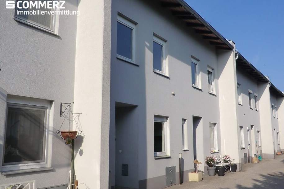 Großzügiges Reihenhaus, Haus-kauf, 259.000,€, 2700 Wiener Neustadt(Stadt)