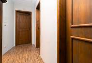 Charakteristisches Haus in Untersiebenbrunn - Eckgrundstück, Gepflegt, TOP Garten!