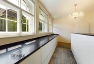 Ästhetische Villa am Stadtrand mit Park