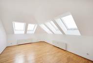 Ganz oben wohnen, ganz groß fühlen - Traumhafte 2-Zimmer-Dachgeschosswohnung