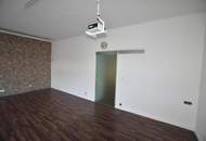 ZINSHAUS MIT GEWERBEHALLE IN HIMBERG