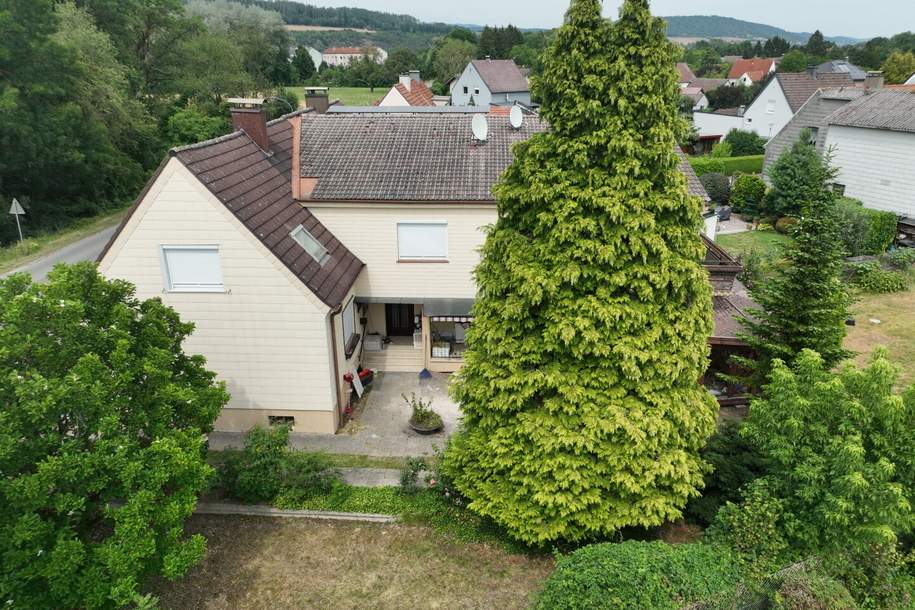 Geräumiges Haus mit Garten in Pöchlarn, Bezirk Melk - Besichtigungstag 3. + 4. August, nur mit Voranmeldung möglich!, Haus-kauf, 189.000,€, 3380 Melk