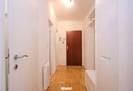 Einziehen und wohlfühlen – helle 2-Zimmer-Wohnung mit Loggia und Parkplatz