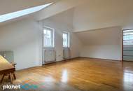 Außergewöhnliche Dachgeschossmaisonette im begehrten Stadtteil St. Nikolaus.