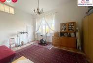 Ein Ort wie aus der Zeit gefallen – Historisches Jagd-Chalet im eigenen Parkparadies mit Bachlauf & stiller Eleganz