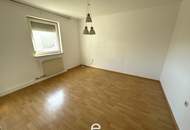 Wohnhaus mit viel Potential, Garten & Pool in Wels-Maxlheid