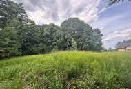 Idyllisches Grundstück am Ende einer Sackgasse – sonniger Bauplatz mit eigenem Wald