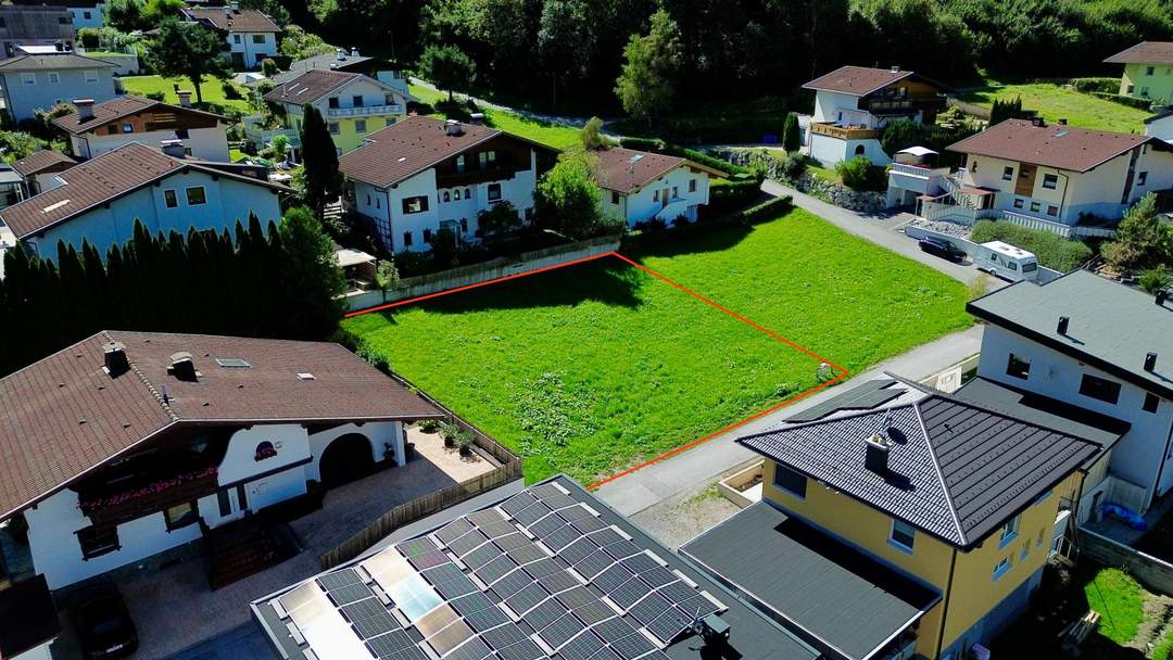 Sonniges Baugrundstück in Polling