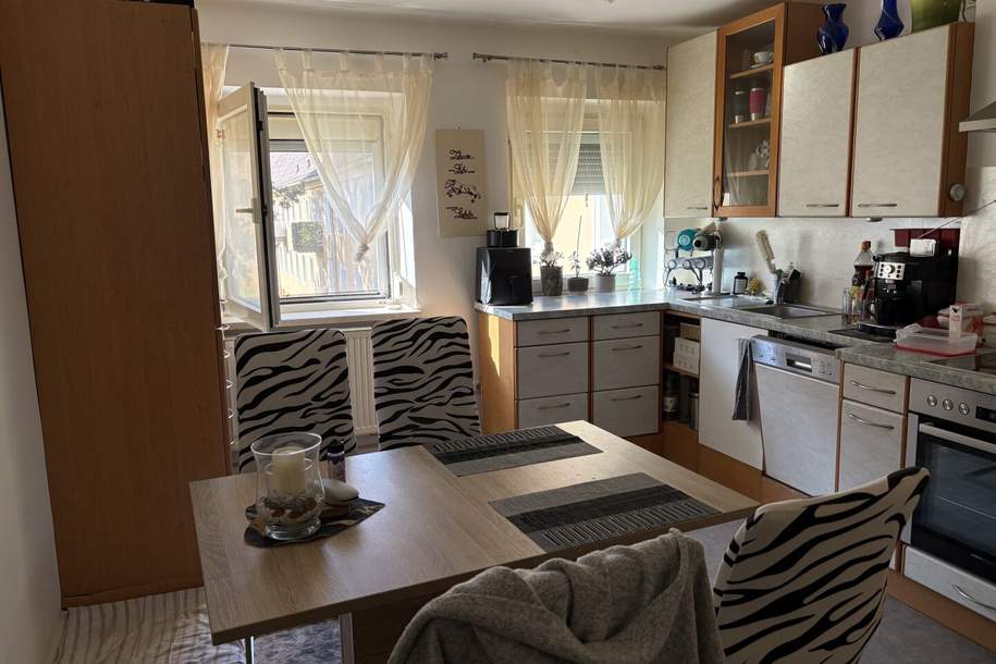 Gemütliche 4-Zimmer-Familienwohnung mit heller Raumaufteilung, moderner Ausstattung und cleveren Stauraumlösungen in begehrter Ruhelage mit hochwertigem Wohnambiente!, Wohnung-miete, 530,72,€, 4400 Steyr(Stadt)