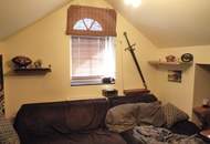 Gerneralsaniertes Anlegerhaus mit 2 Wohnungen oder Familien!