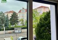 Schöne 2 Zimmer-Wohnung am Fuße der Hohen Warte! Neben dem Setagayapark! Gutes Preis-Leistungs-Verhältnis! Gute Anbindung ins Stadtzentrum! Saniertes Altbau-Zinshaus!