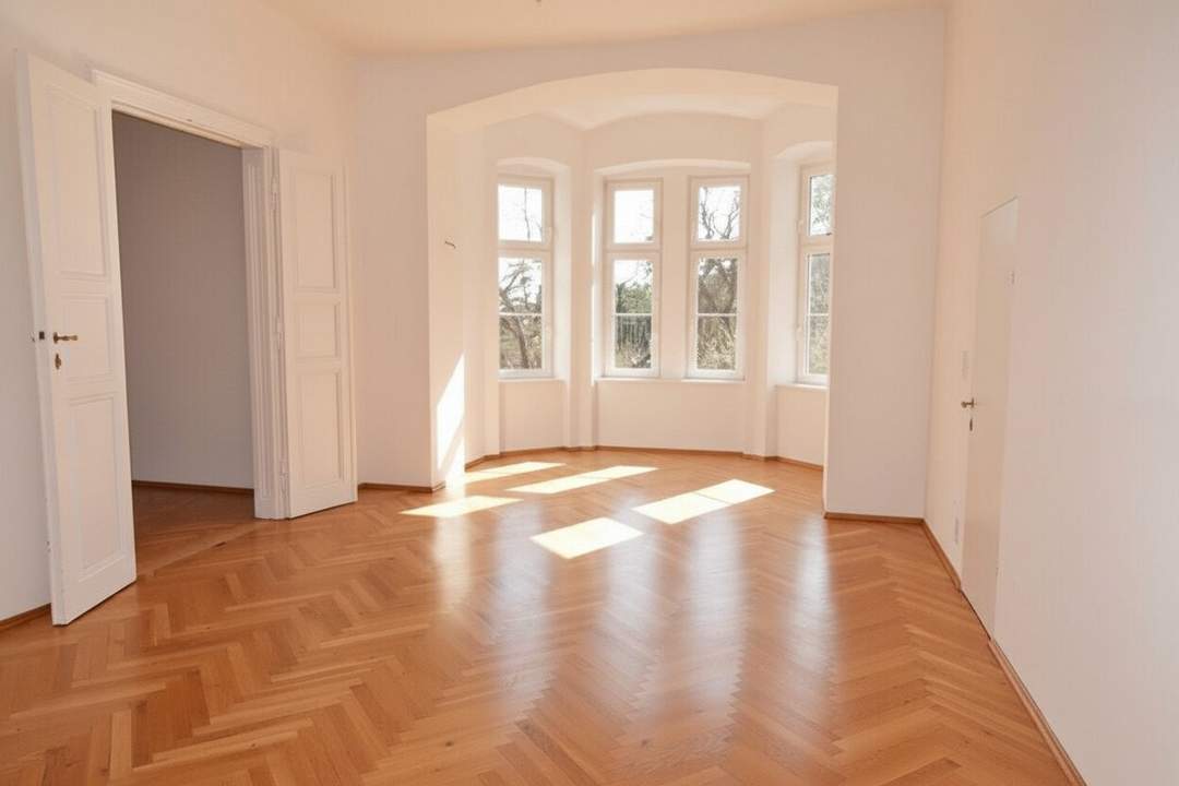 Wunderbare 3,5 Zimmer Balkon-Wohnung mit einzigartigem Altbauflair !!
