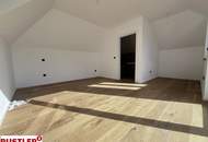 Einzigartige Dachgeschoss-Maisonette mit 3 Terrassen &amp; Fernblick | ERSTBEZUG am Reinlpark