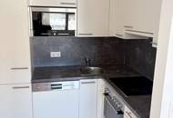 HOFSEITIG - Schöne 4-Zimmerdachgeschosswohnung mit Terrasse und Klimaanlage!