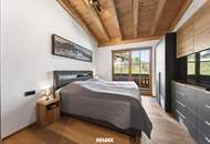 Stilvolle Dachgeschosswohnung in Ruhelage mit Premium-Ausstattung