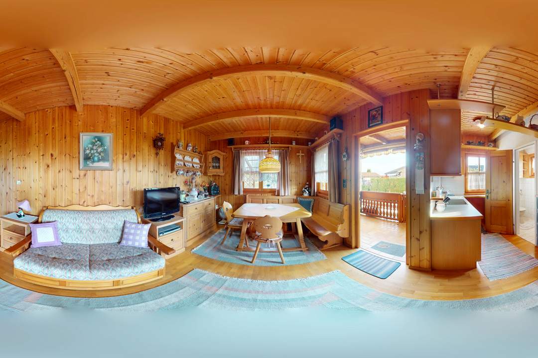 Seltene Gelegenheit! Schönes Holzhaus auf eigenem Gartengrundstück im Eigentum!