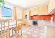 Helle Maisonette mit Loggia, Kamin &amp; Carport im Grünen von St. Pantaleon