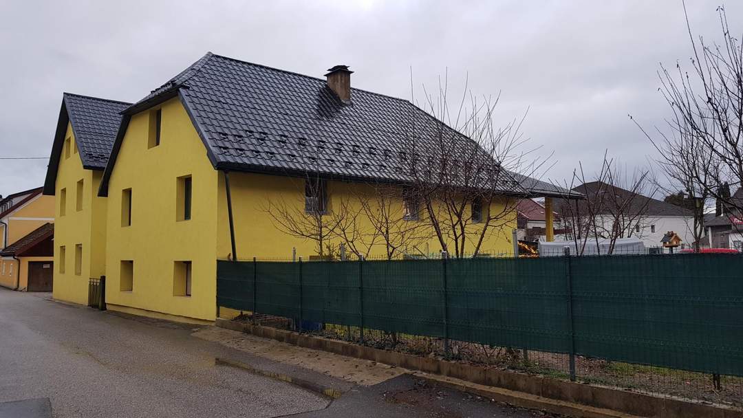 Einfamilienhaus mit Einliegerwohnung zu vermieten