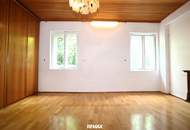 Ein-/Zweifamilienhaus mit Aussicht und Garage auf 788 m² Grund
