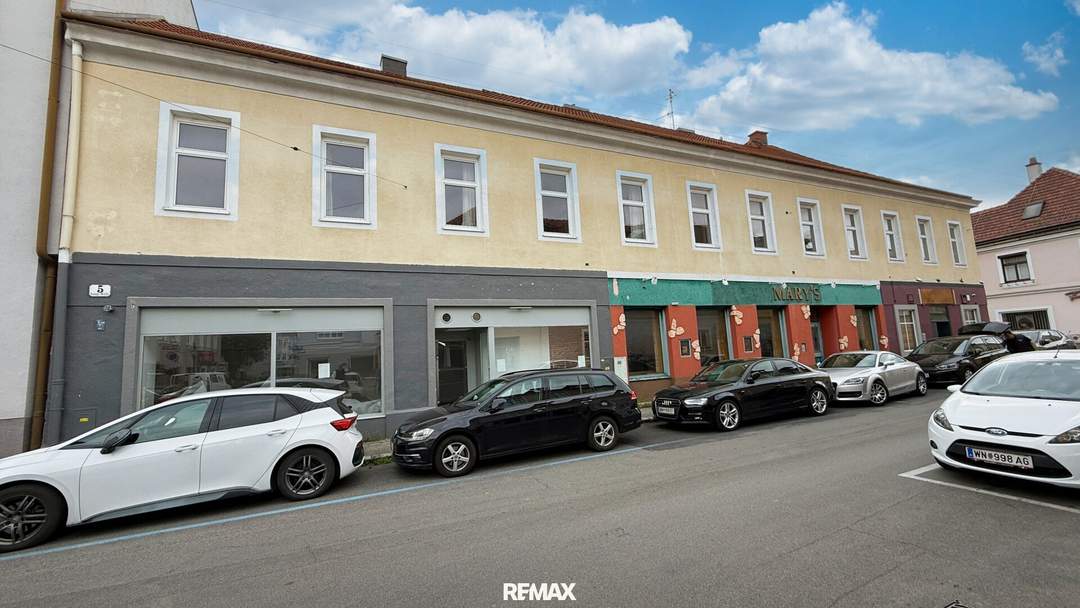 Bestandsfreies Zinshaus in Wiener Neustadt – Sanierungsobjekt mit Renditepotenzial und Bebauungsstudie