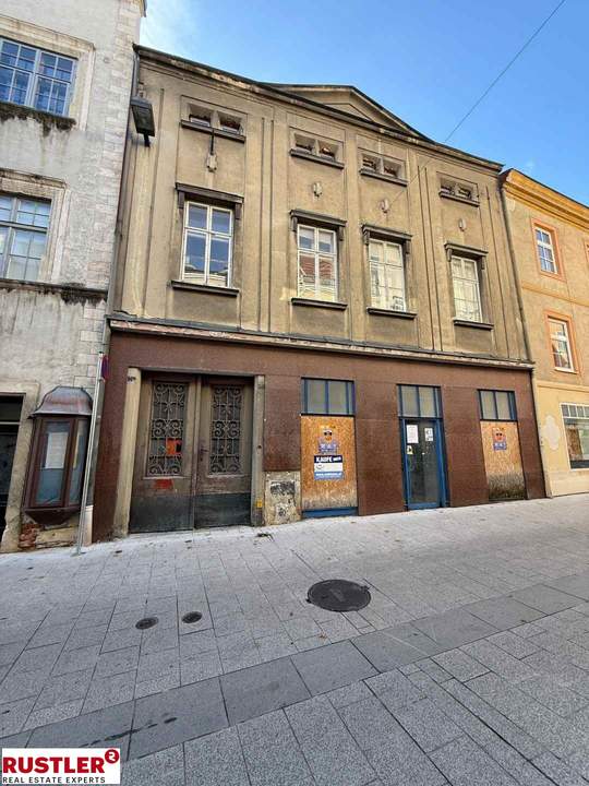 BESTANDSFREIES ZINSHAUS IN BESTER KREMSER INNENSTADTLAGE