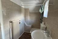 "KAUFANBOT vorhanden" Sanierungsbedürftiges Mehrfamilienhaus mit großem Grundstück in Stadtlage Knittelfeld