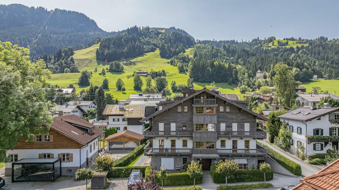 Luxuswohnung mit Pool in zentraler Toplage