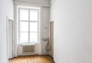 BÜRO IN ELEGANTEM HAUS / Blick auf Volkstheater und MQ / Sanierungsbedürftig