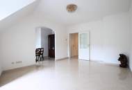 Stilvolle 3,5-Zimmer-Wohnung mit Terrasse und herrlichem Panorama auf die historischen Burgruinen